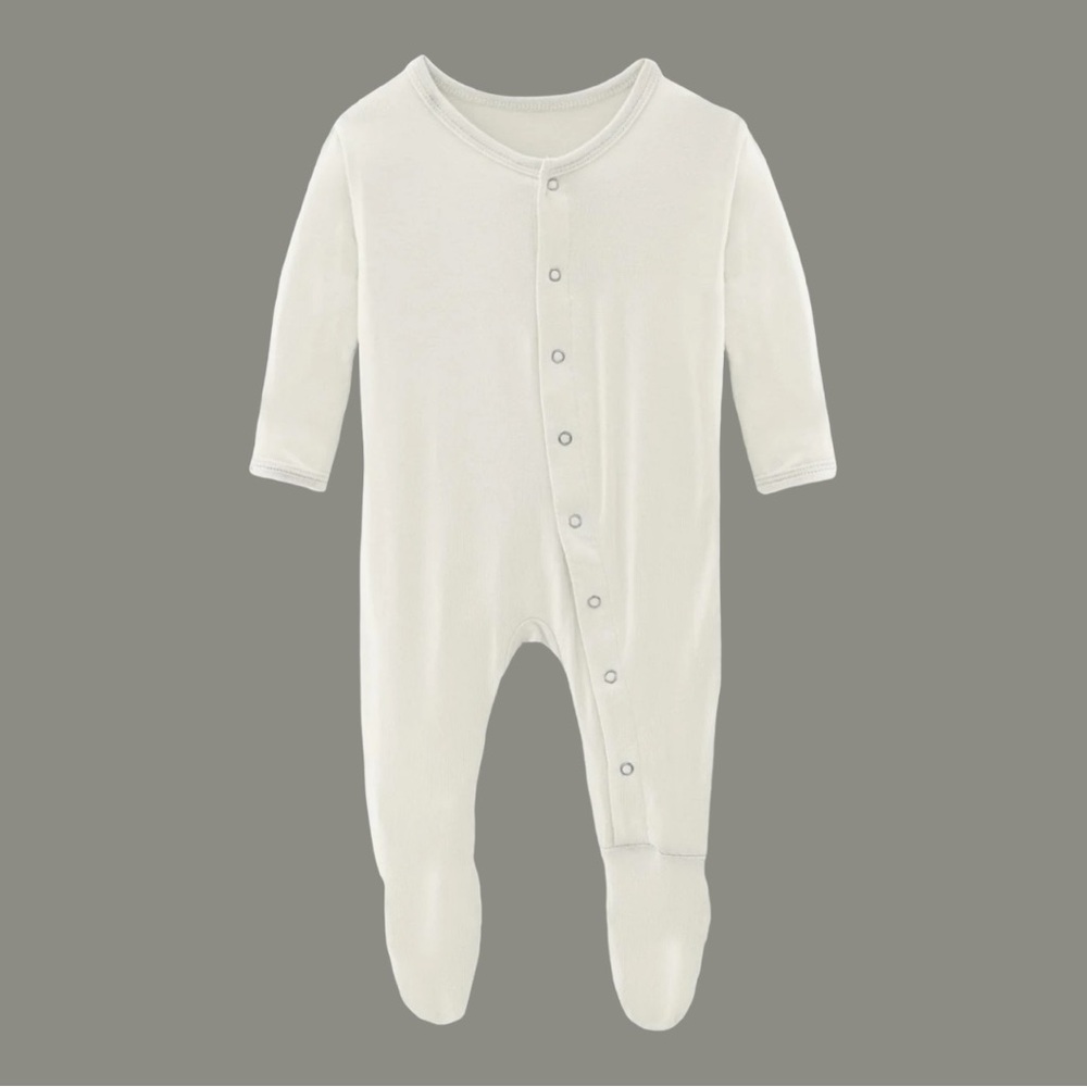 NWT Kickee Footie